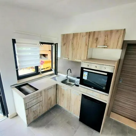 Дом отдыха House Toni