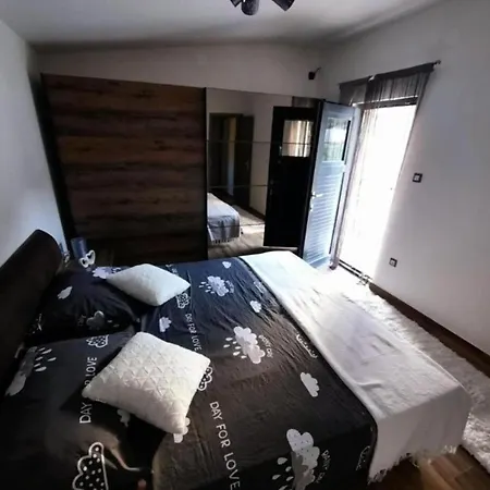 House Toni בית נופש